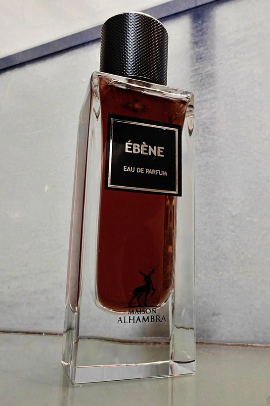 عطر ادکلن ابنه Ébène مشابه ادکلن ایوسن لورن بیبی کت از برند الحمبرا Maison Alhambra